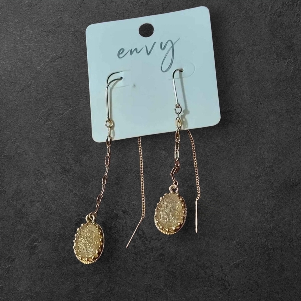 NWT Nadine West Gold Baroque Dangle Earrings ~2"